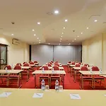 德涅斯特尊貴飯店 