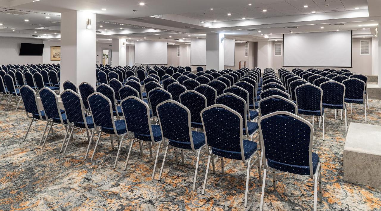 Premier Dnister Hotel 4*