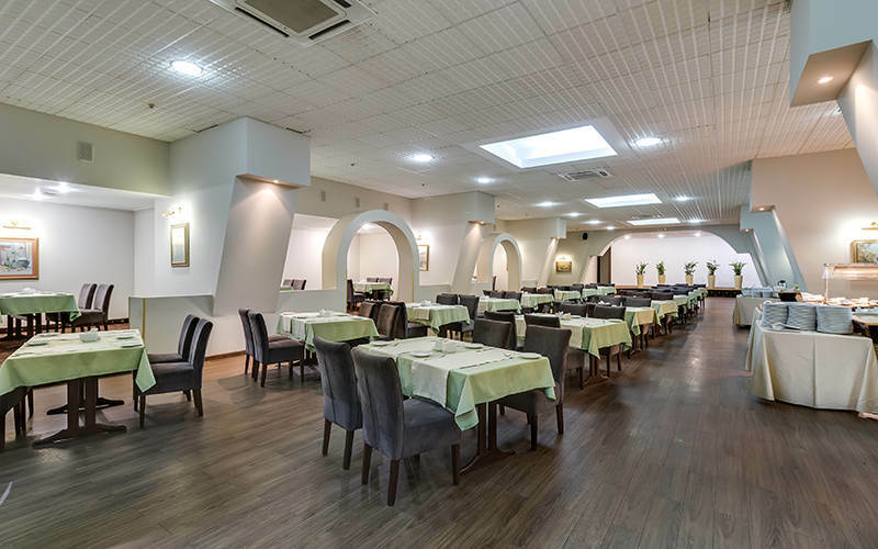 Otel Premier Dnister 4*