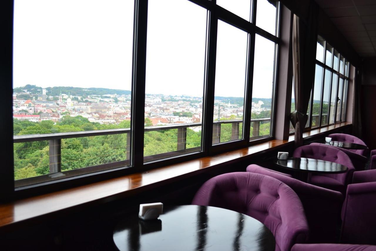 Otel Premier Dnister Lviv