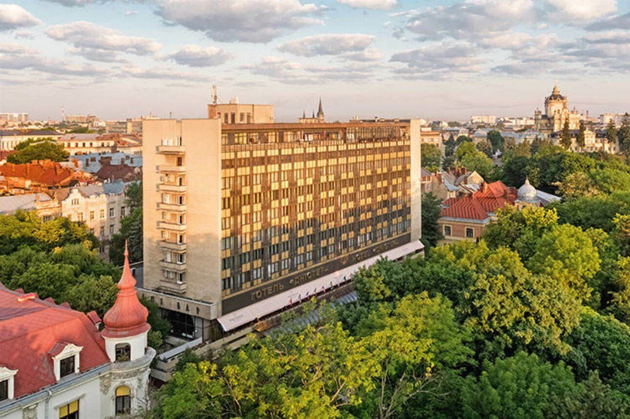 Premier Dnister Lviv
